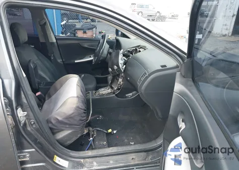 2010 Toyota Corolla S z USA, uszkodzony, nr VIN 1NXBU4EE2AZ240164